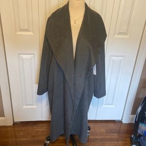 NWT women’s Halston winter coat